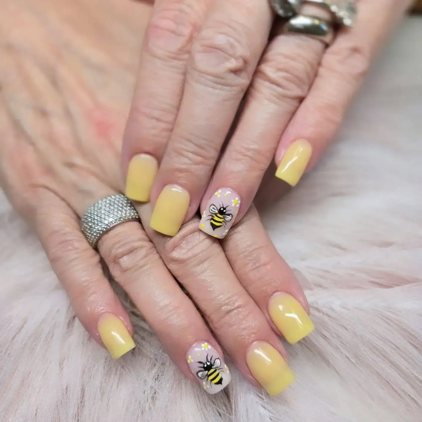 Amazing Nails Salon - Flower Mound design