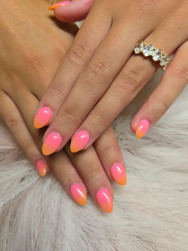 Amazing Nails Salon - Flower Mound design